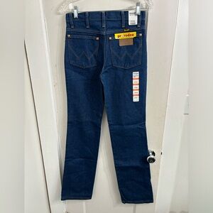 Wrangler Women’s Cowboy cut 27x34 NWT